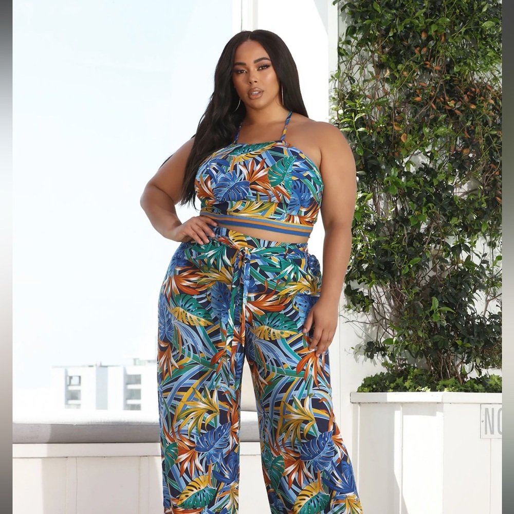 Fashion Nova Going Outta Town 2 pc Set